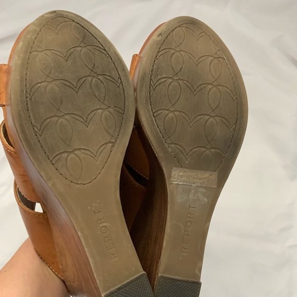 Report Tan Leather Platform Wedge - Picture 8 of 9